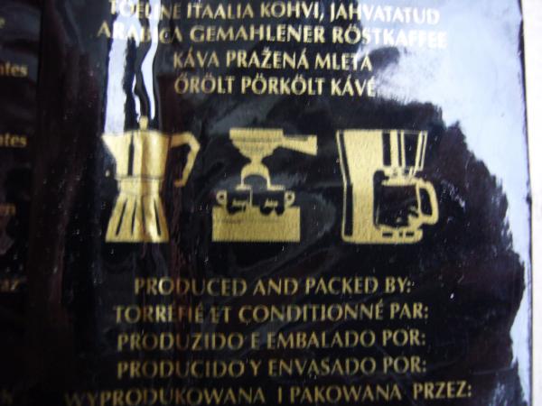 Ikony na obalu Segafredo - Emoziony macinato 250g